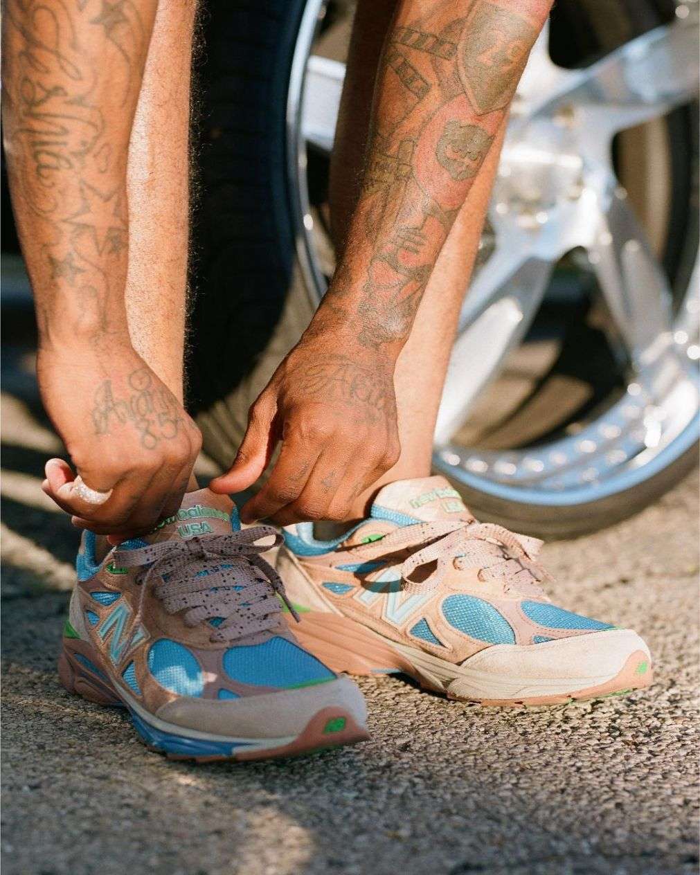 NEW BALANCE X JOE FRESHGOODS 990V3 “OUTSIDE CLOTHES”