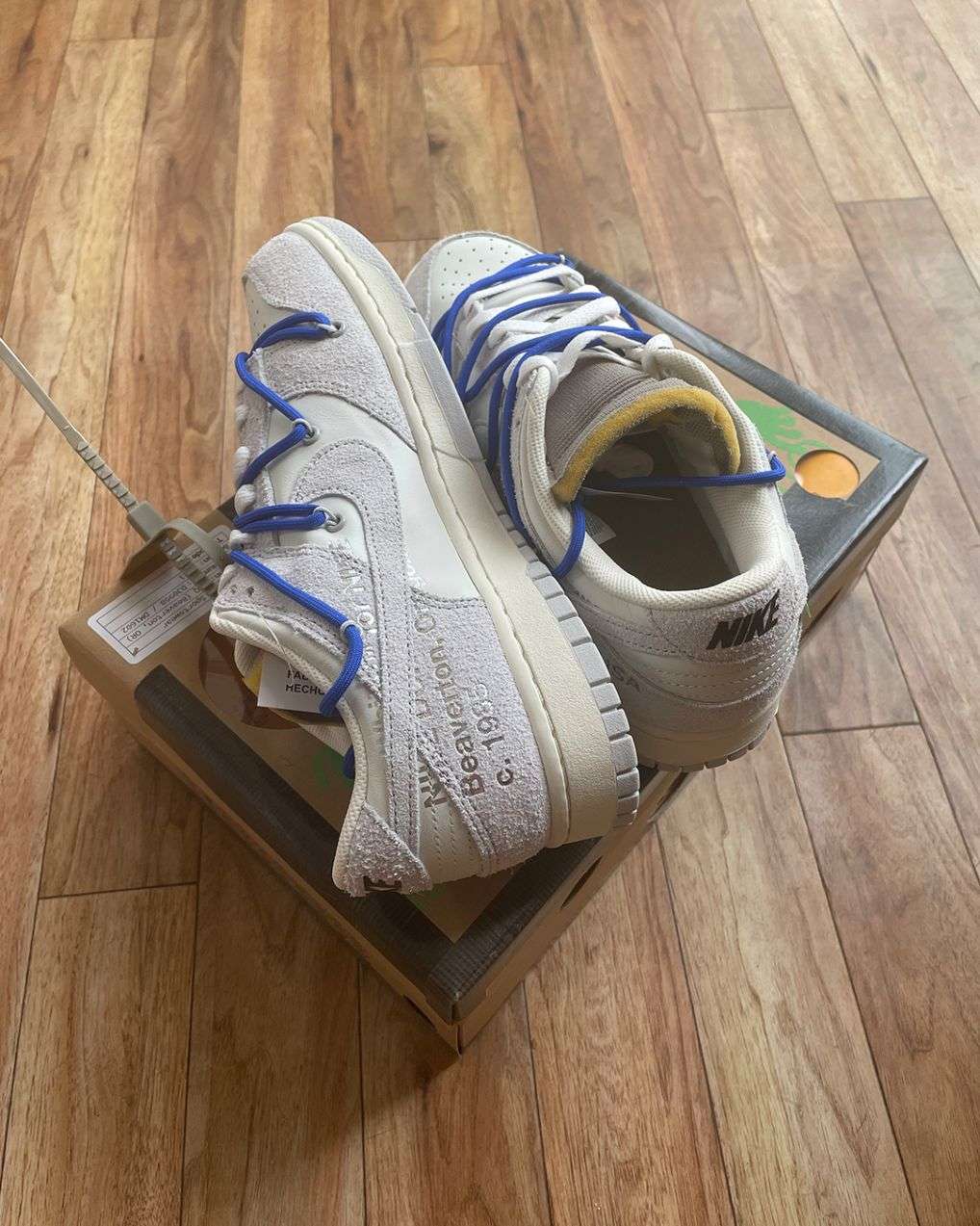 OFF-WHITE X NIKE DUNK LOW - LOT 32