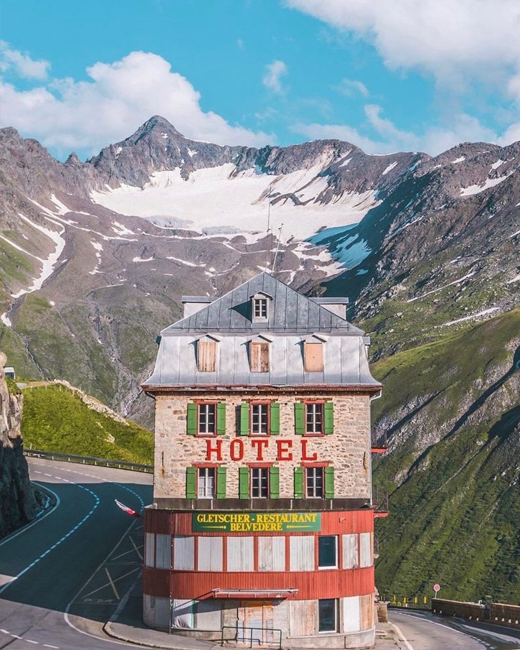 AROUND THE WORLD: AN ACCIDENTALLY WES ANDERSON EXHIBITION & BASQUIAT’S STUDIO RECREATION