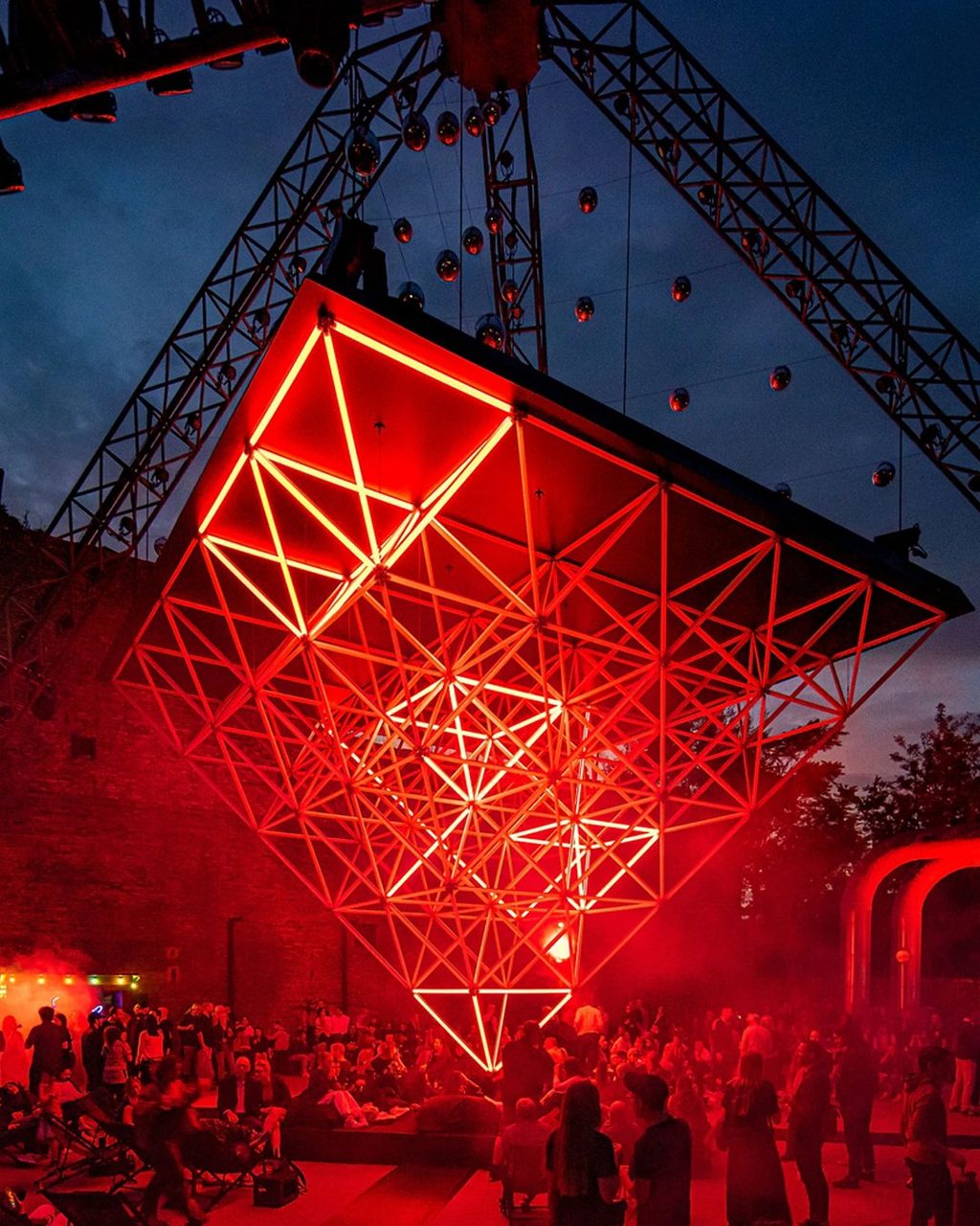 Around the World: Christopher Bauder lights up Berlin & Wimbledon shuts down London