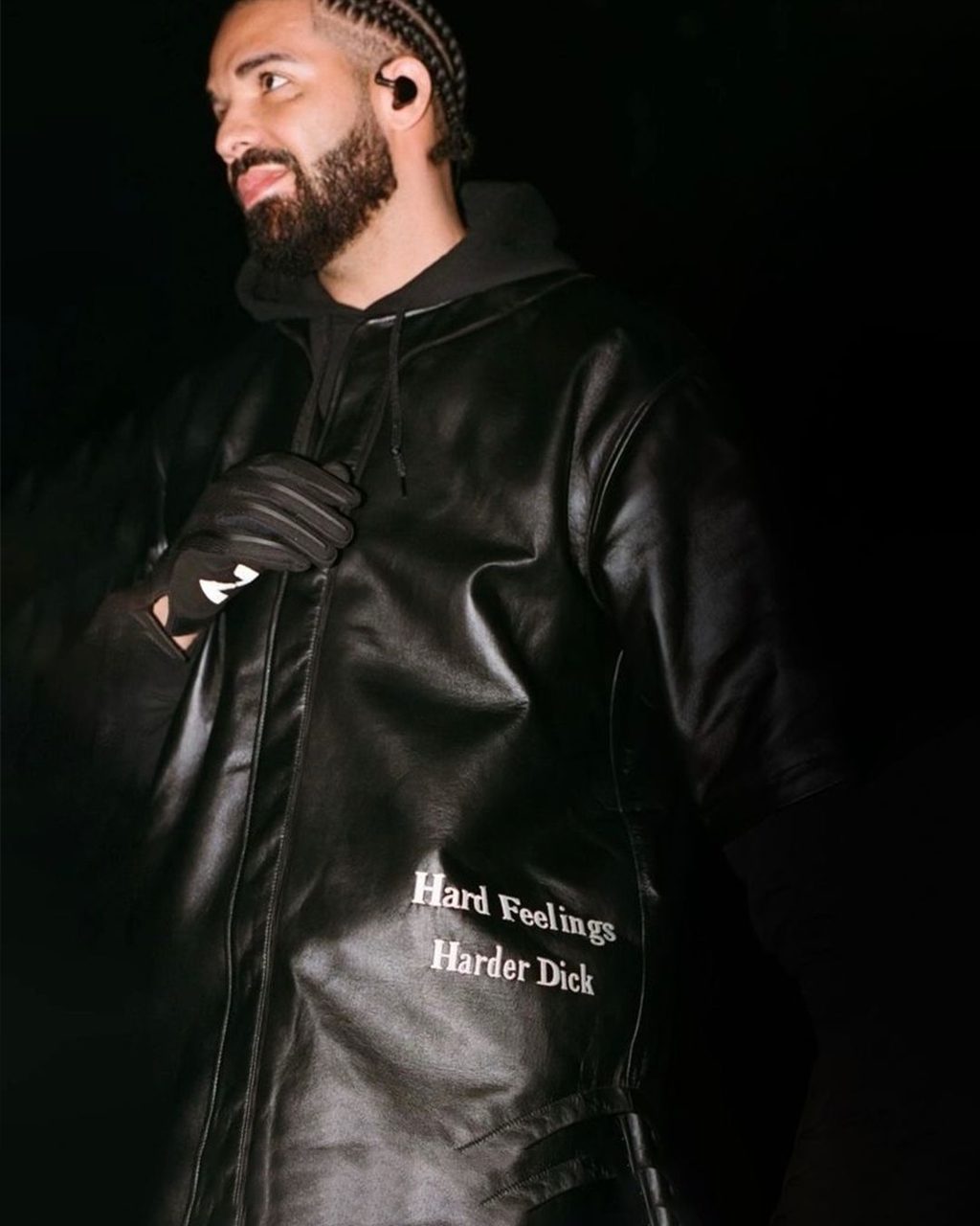 WE ALL AGREE DRAKE IS CRINGE, RIGHT?