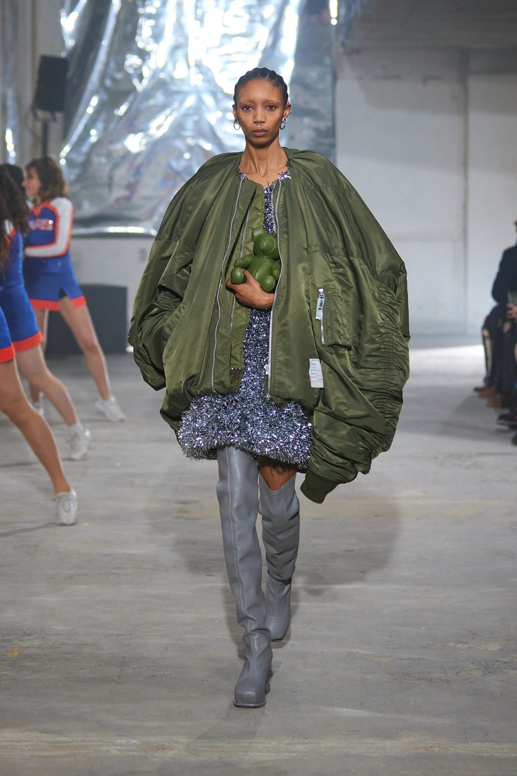 Maison MIHARA YASUHIRO Fall/Winter 2024 was a trip back in time