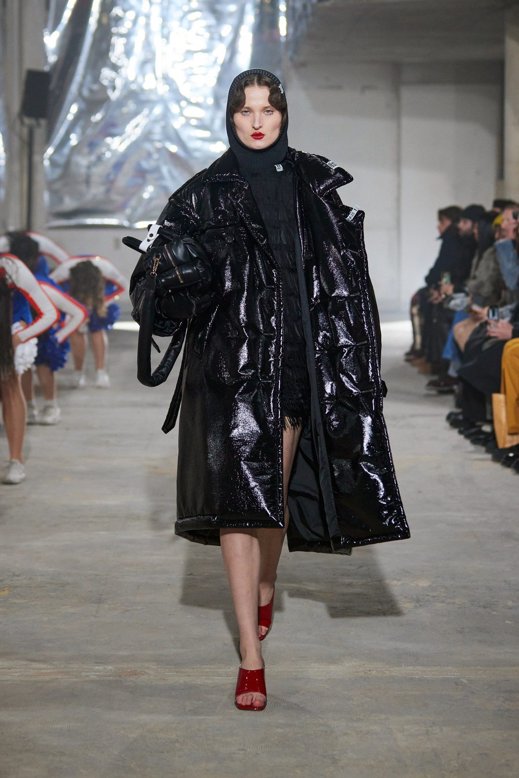 Maison MIHARA YASUHIRO Fall/Winter 2024 was a trip back in time