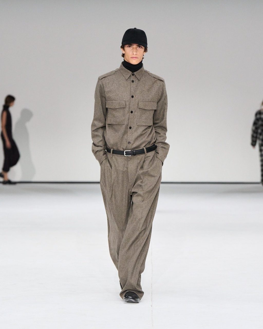 Here’s what went down at COS’ Autumn/Winter 2025 show