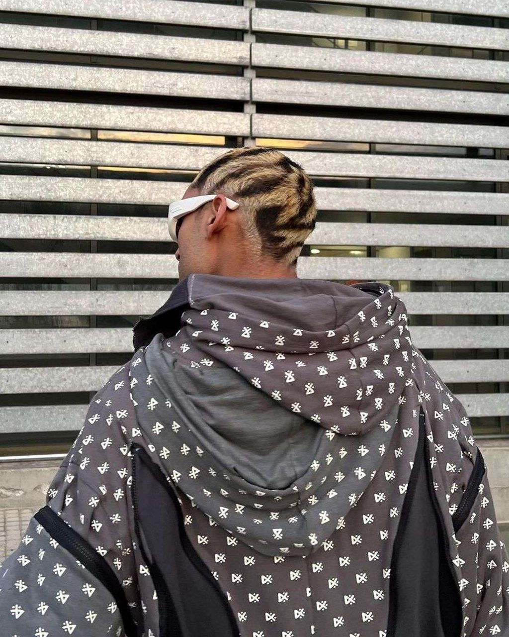 MONOGRAM BUZZCUT? SNM. THE 7 HAIR TRENDS TO TAKE TO THE SALON