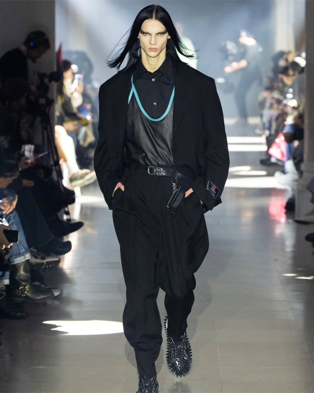 Doublet AW25 has teeth