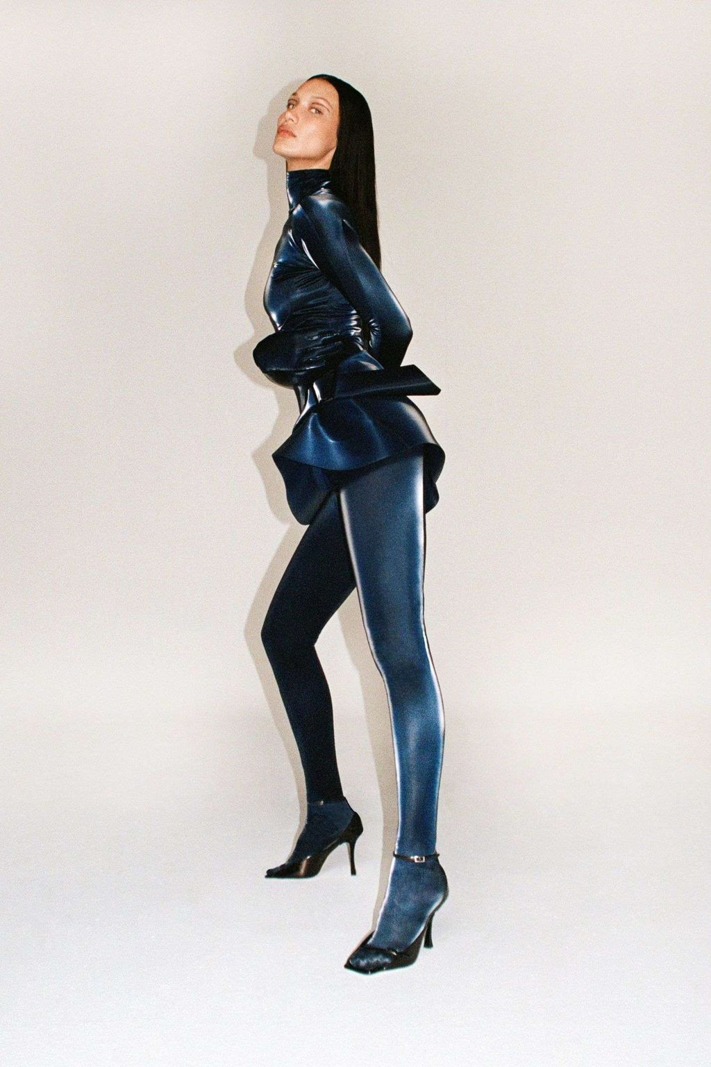 CADWALLADER DOES IT AGAIN FOR MUGLER AW21