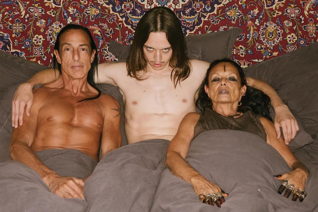 DISSECTING TOMMY CASH