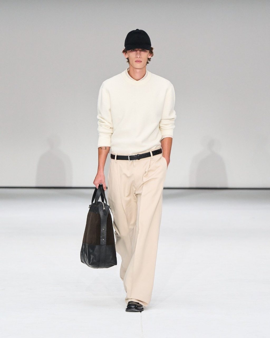 Here’s what went down at COS’ Autumn/Winter 2025 show