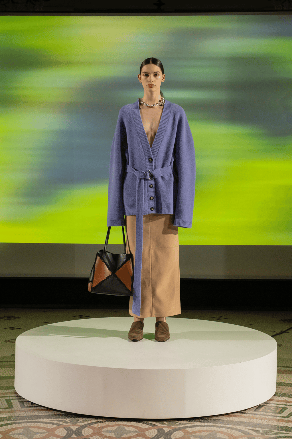 NANUSHKA PRESENTED A CLARIFIED COLLECTION & TRIBUTE TO UKRAINE AT PFW