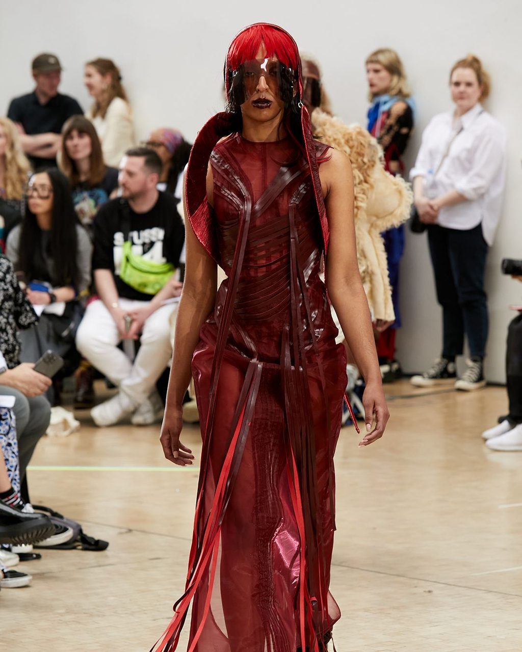 CIGARETTES ON THE RUNWAY & L’ORÉAL PRIZE WINNERS: WHAT WENT DOWN AT CSM’S BA FASHION SHOW