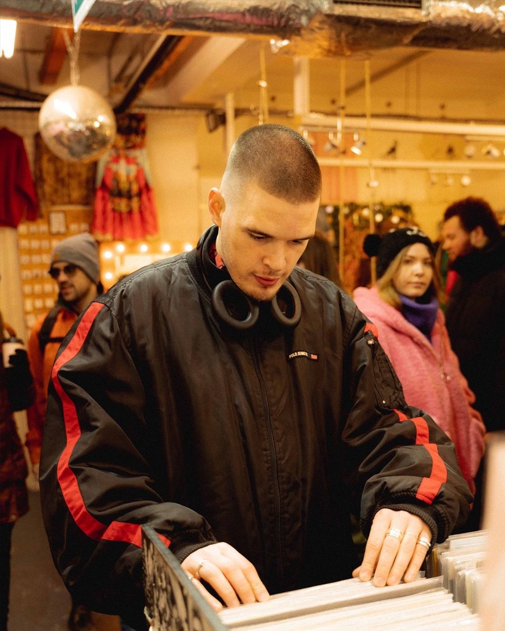 CULTED SOUNDS: FROZEMODE GOES THRIFT SHOPPING FOR RECYCLING DAY