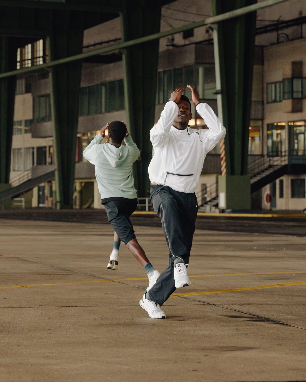 JUSTIN PECK AND SASHA WALTZ TALK CHOREOGRAPHY, HUMAN MOVEMENT, & ON’S NEW CAMPAIGN