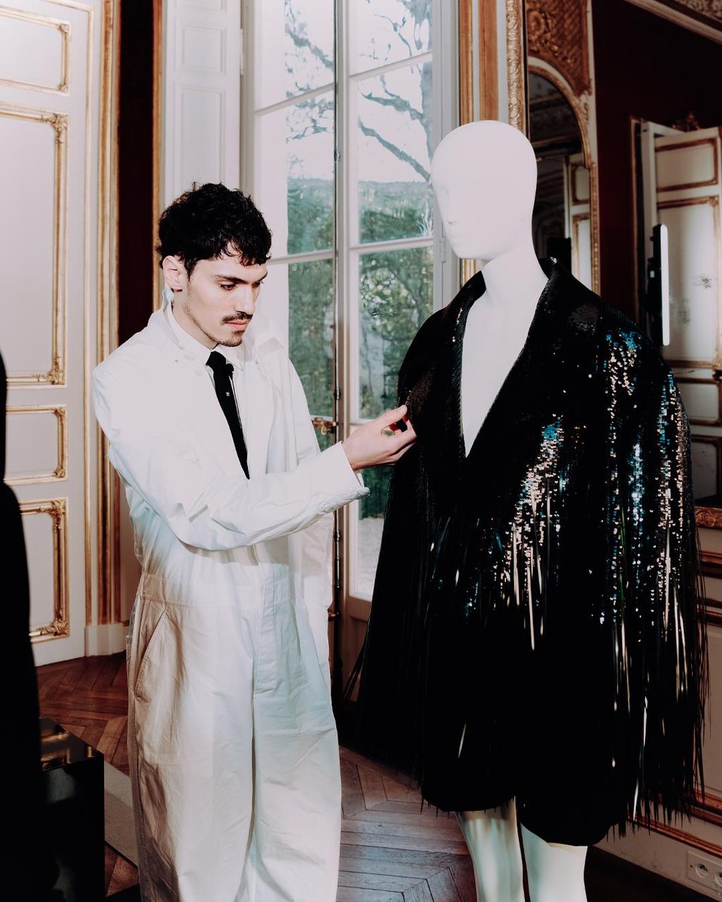 We went to the Valentino Le Noir re-see with Lyas