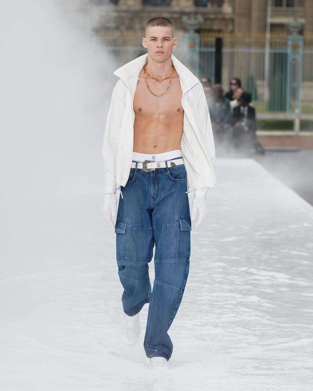 MATTHEW M. WILLIAMS' FIRST GIVENCHY MENSWEAR SHOW SLAPPED. & SPLASHED
