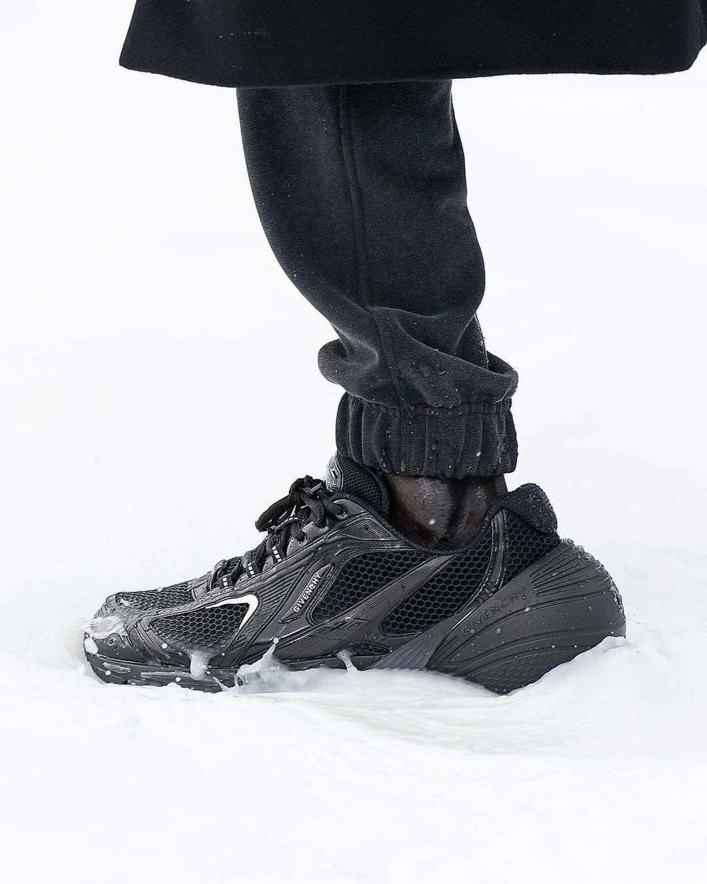 MATTHEW M. WILLIAMS' FIRST GIVENCHY MENSWEAR SHOW SLAPPED. & SPLASHED