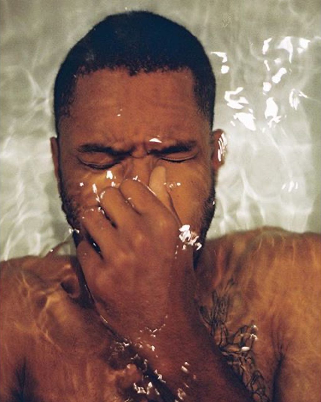 DISCOGRAPHY AUTOPSY: RIDING THE FRANK OCEAN WAVE