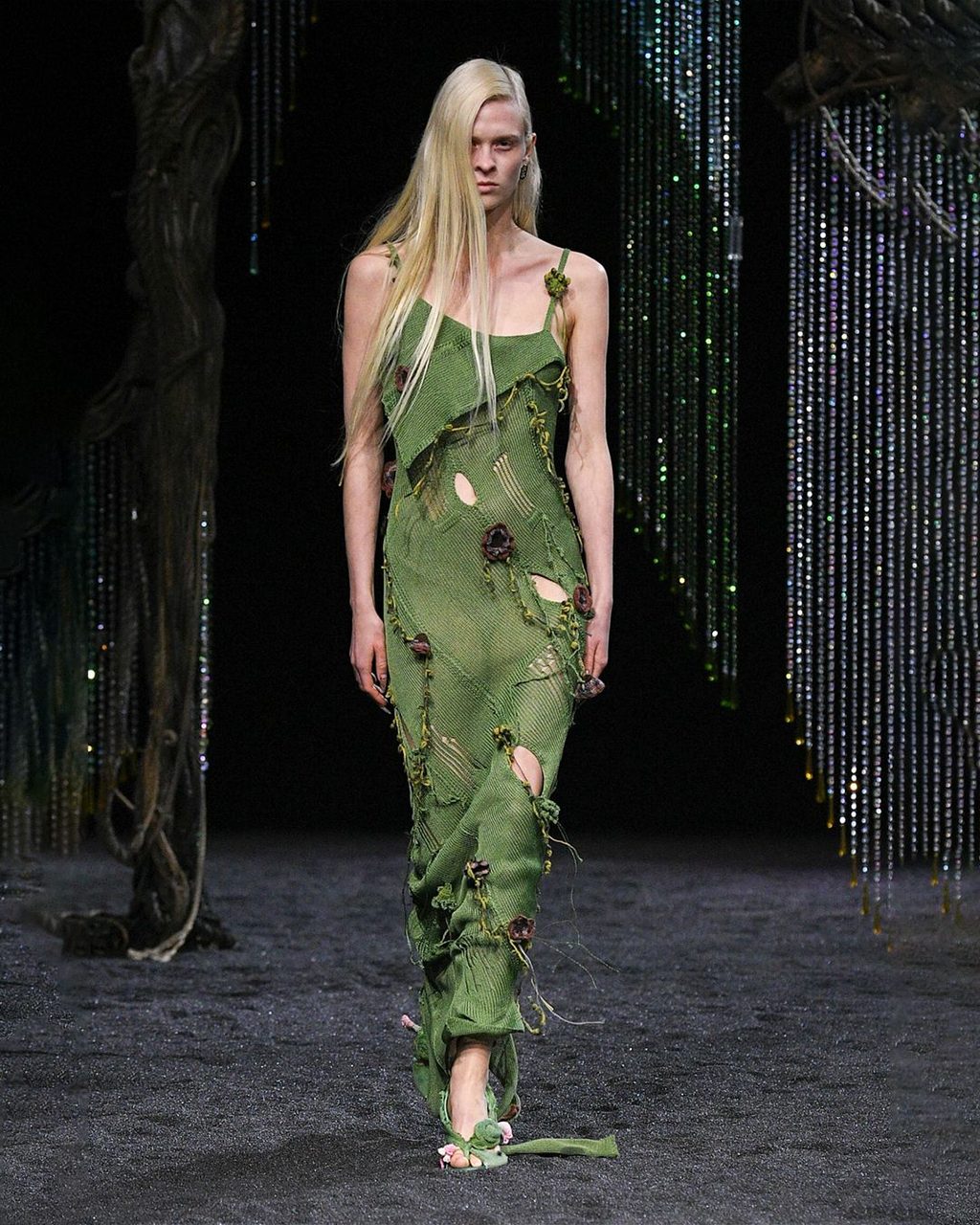 FOREST VINES AND LOTS OF LEATHER: ACNE STUDIOS FW23 COLLECTION