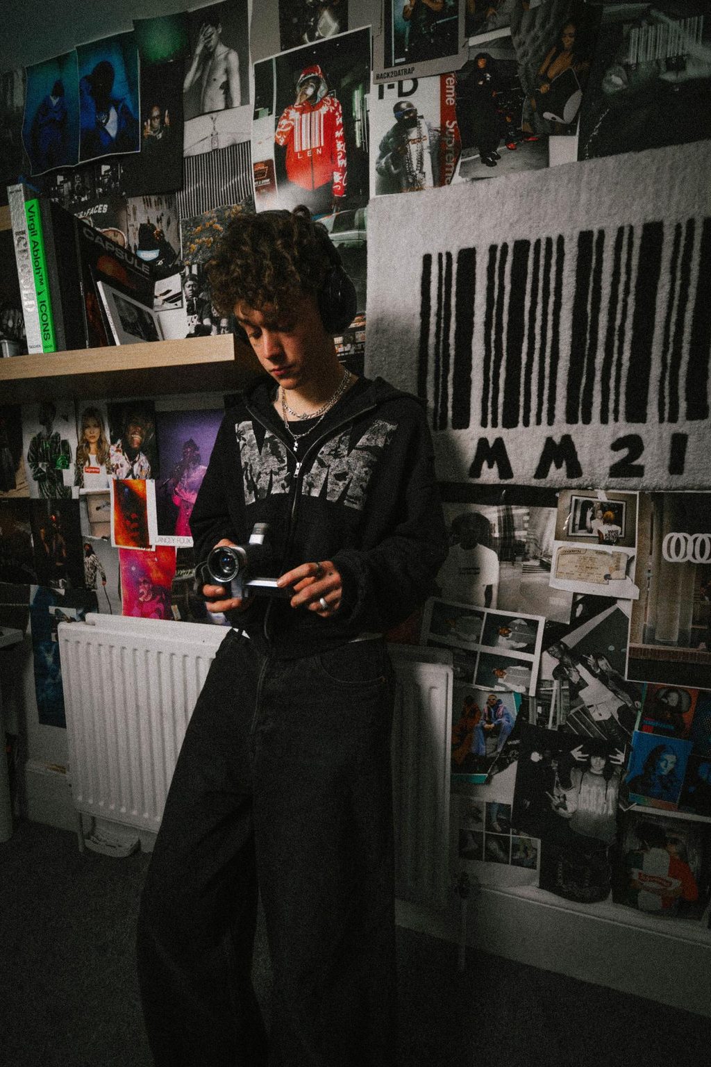 We linked up with young creative Mossy for Spotify’s campaign celebrating fandom