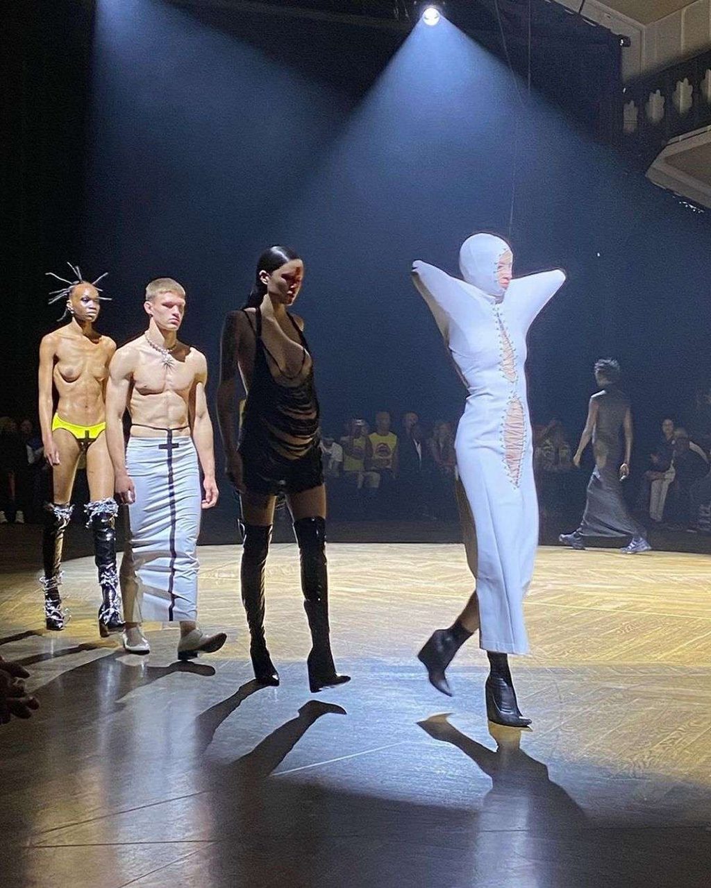 PFW MEN’S SS23 WAS WILD. HERE’S WHY