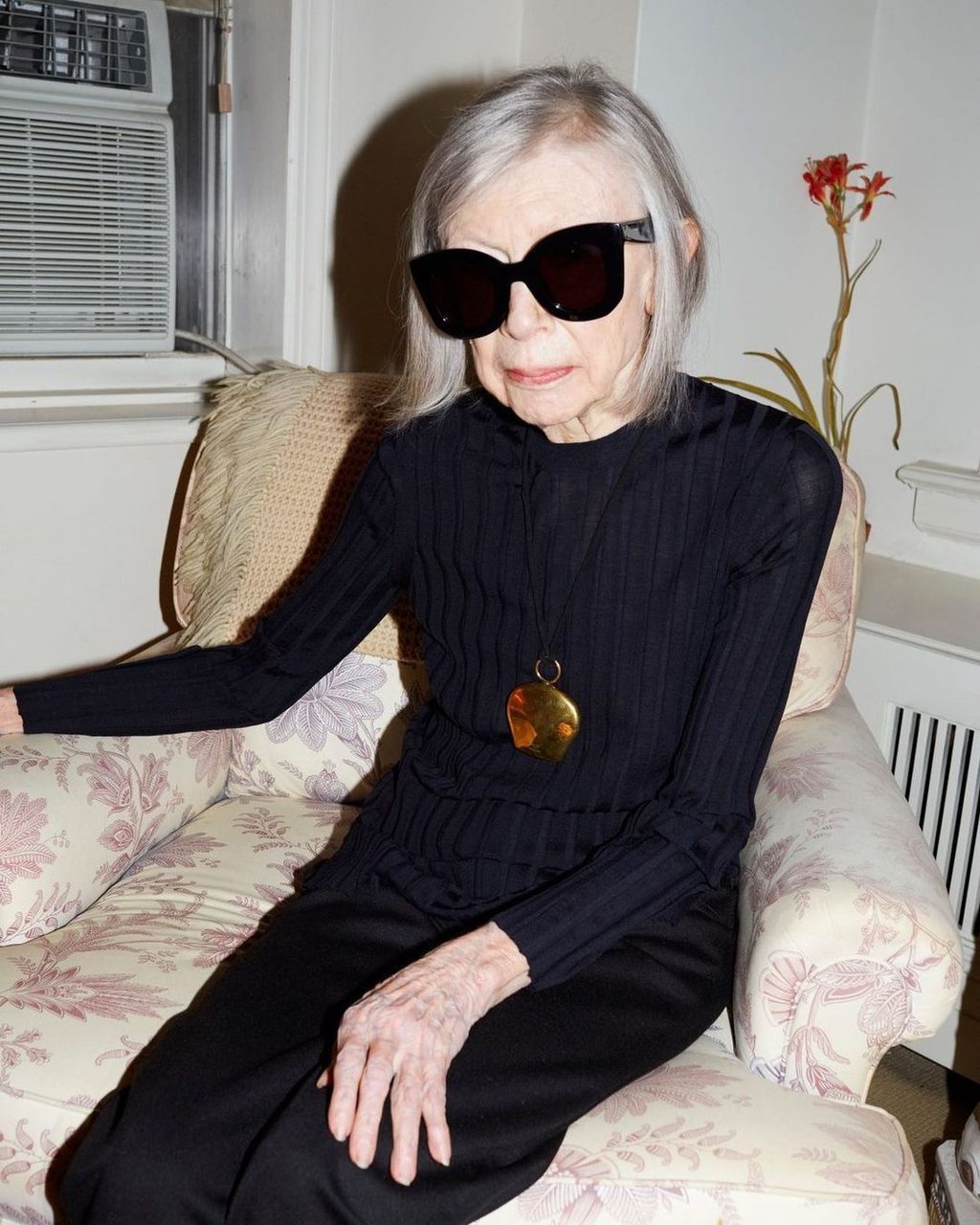 Attenzione Philophiles: Phoebe Philo has an announcement
