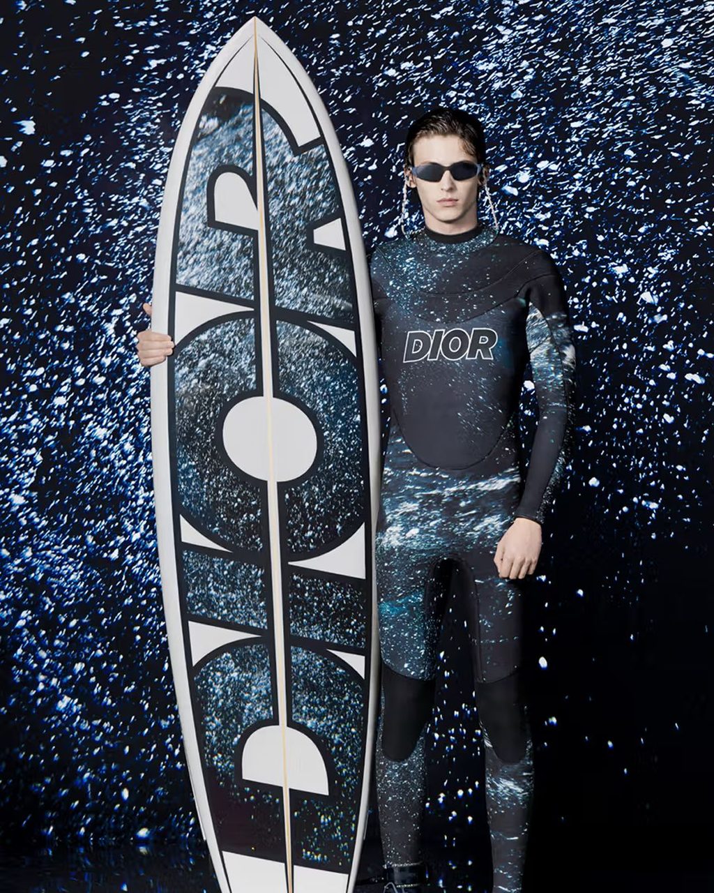 DIOR WANTS TO GO SURFING & A NEW ETRO BAG: YOUR MONDAY BRIEFING