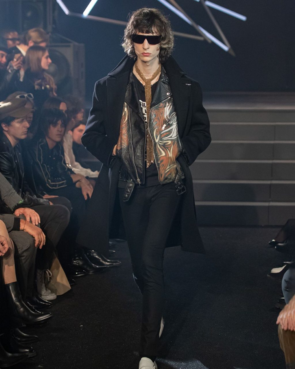 HEDI SLIMANE’S FW23 FOR CELINE WAS AN ODE TO ELECTRO-ROCK YOUTH