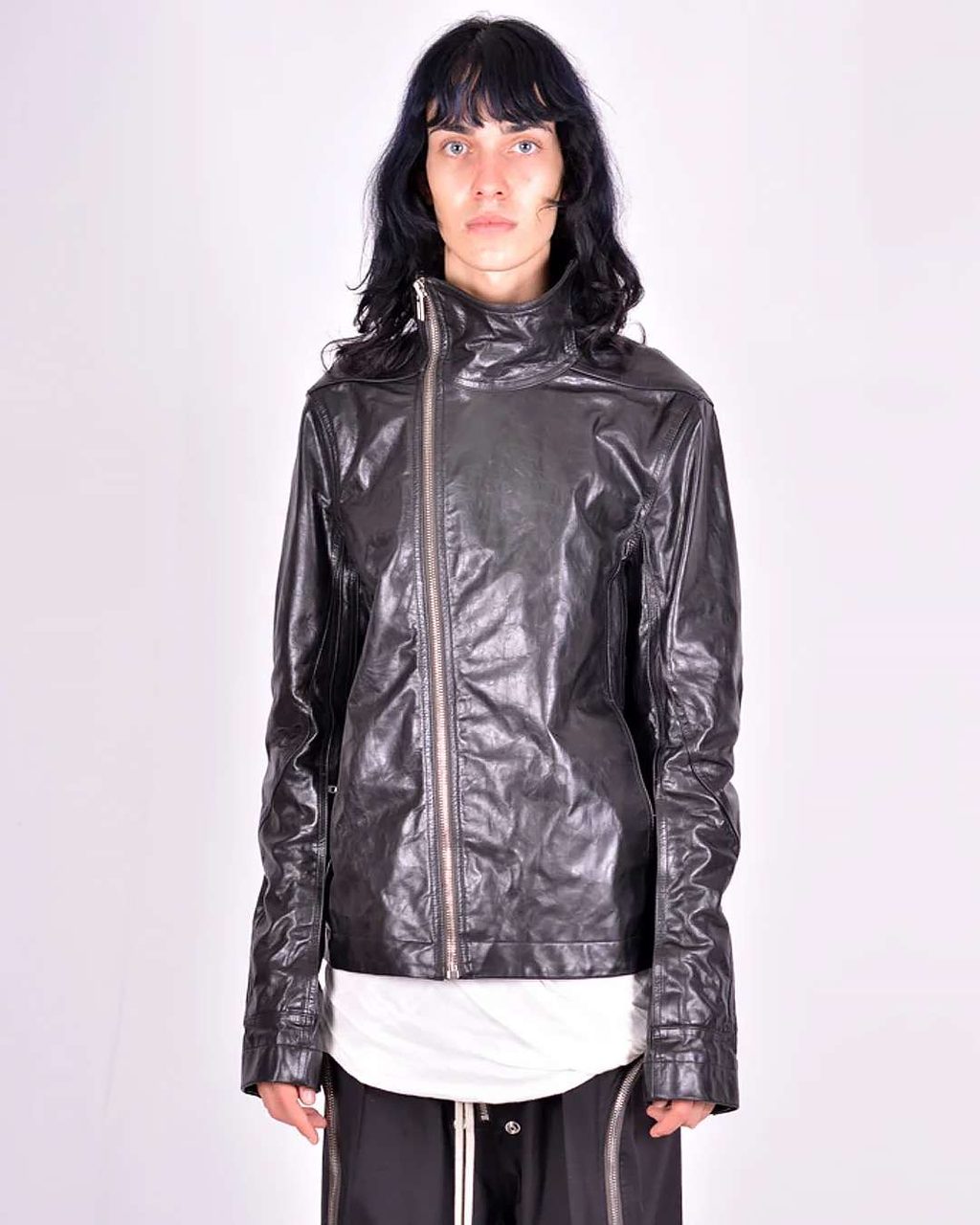 THE BEST APPROACH IS HEAD-ON: HERE ARE THE MOST IMPORTANT INTRODUCTORY PIECES FROM RICK OWENS