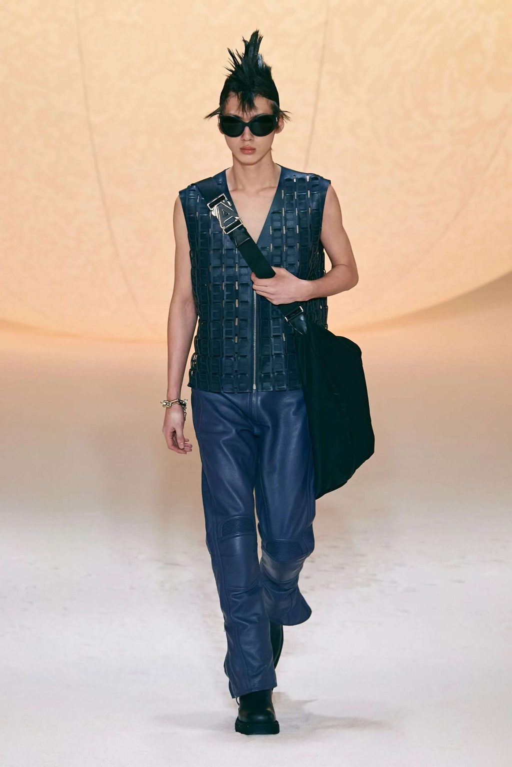 YOON AHN TAKES US TO THE FUTURE FOR AMBUSH’S RUNWAY DEBUT