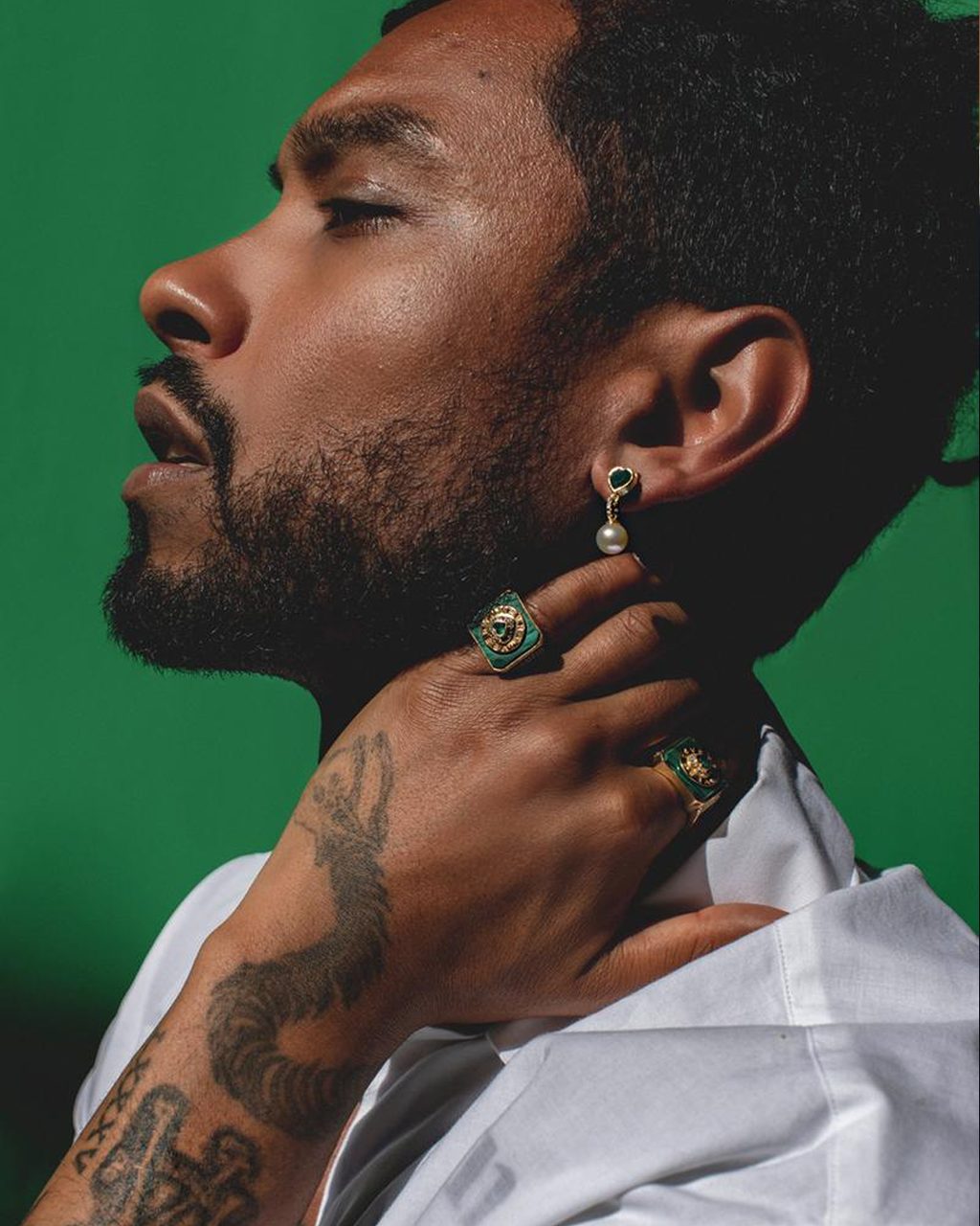 ALL JEWELLERY IS GENDERLESS, THANKS TO GEN Z