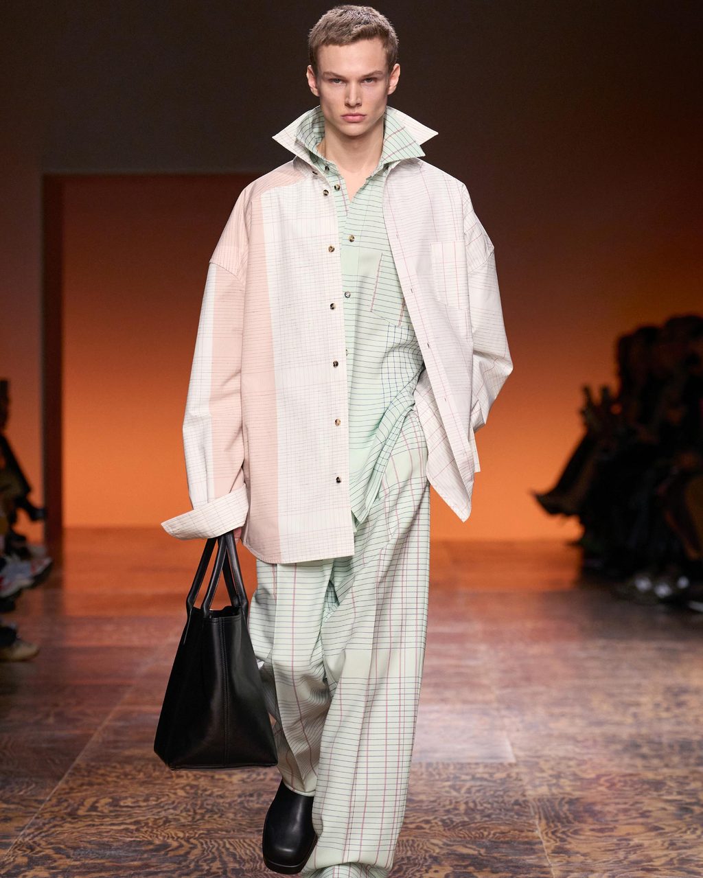 Bottega Veneta FW24: a reminder of true luxury & fashion-forward thinking