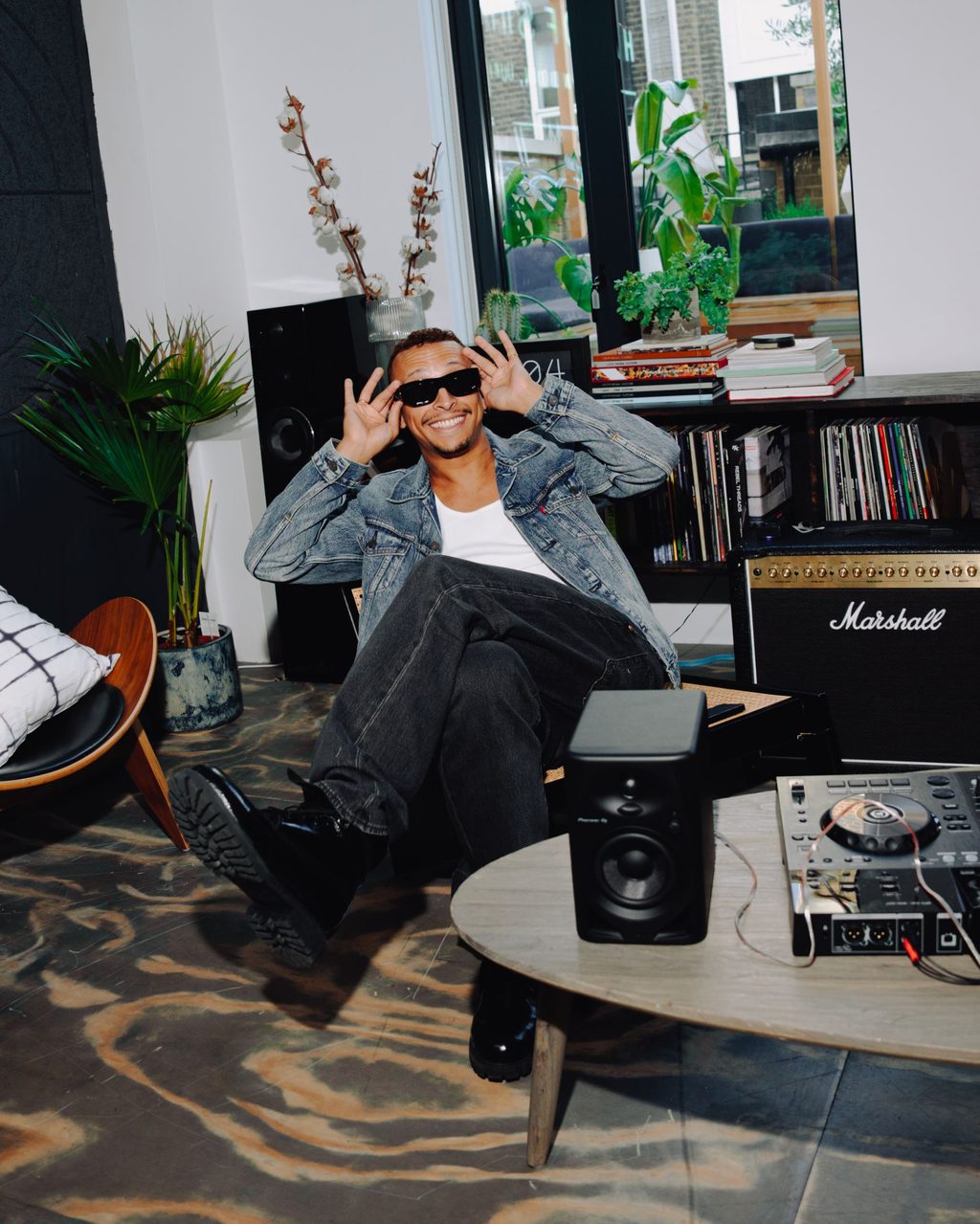 Culted friends & family: celebrating Levi's® 501®
