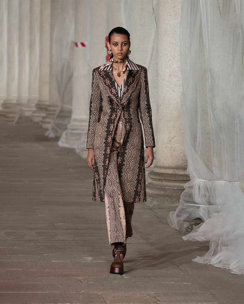 KEY TAKEAWAYS FROM ETRO’S RADICAL FW23 SHOW
