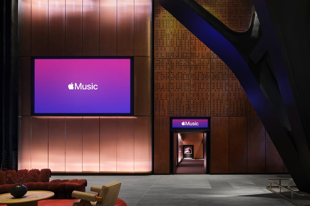 APPLE 6
