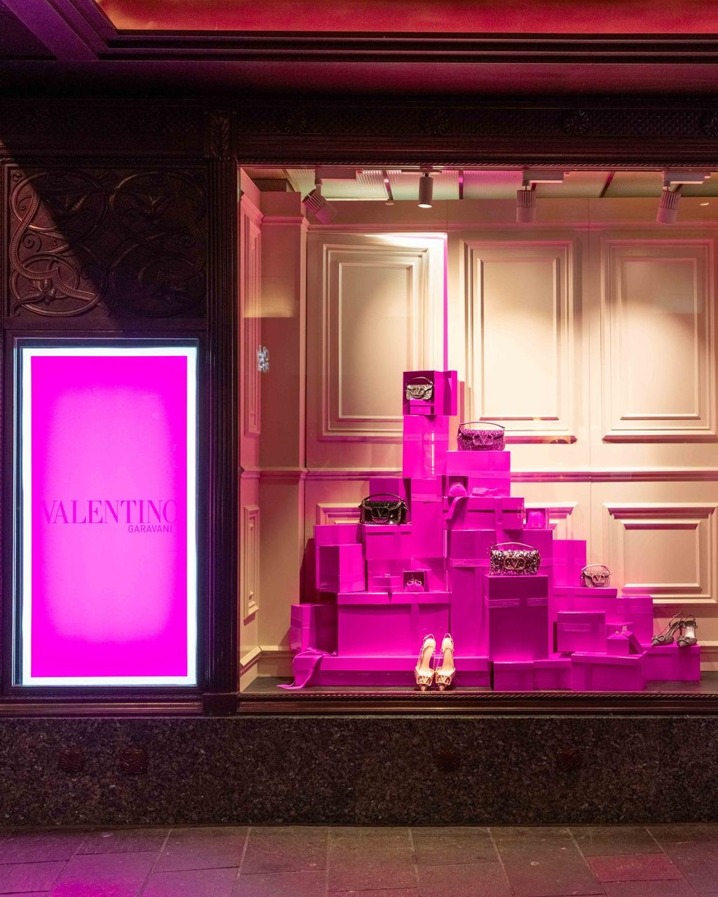 Around The World: Palace and KAPPA head to Vegas, PRGRSS Store pops up Down Under, & OOF Gallery has a new exhibition
