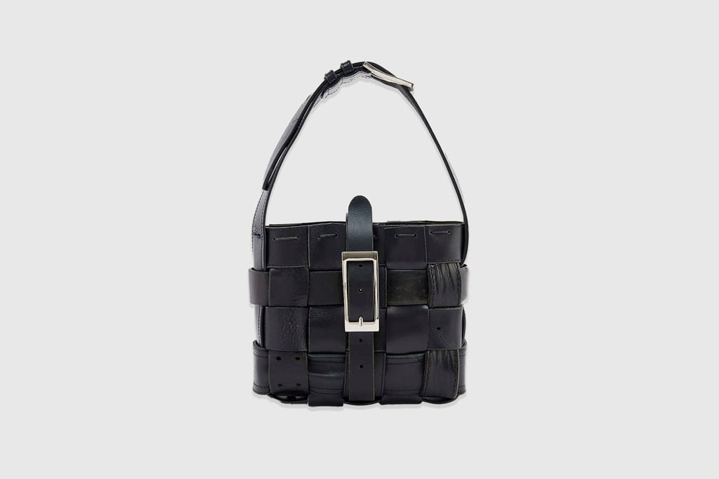 AN ACTUALLY SUSTAINABLE FASHION SHOPPING GUIDE FOR EARTH DAY