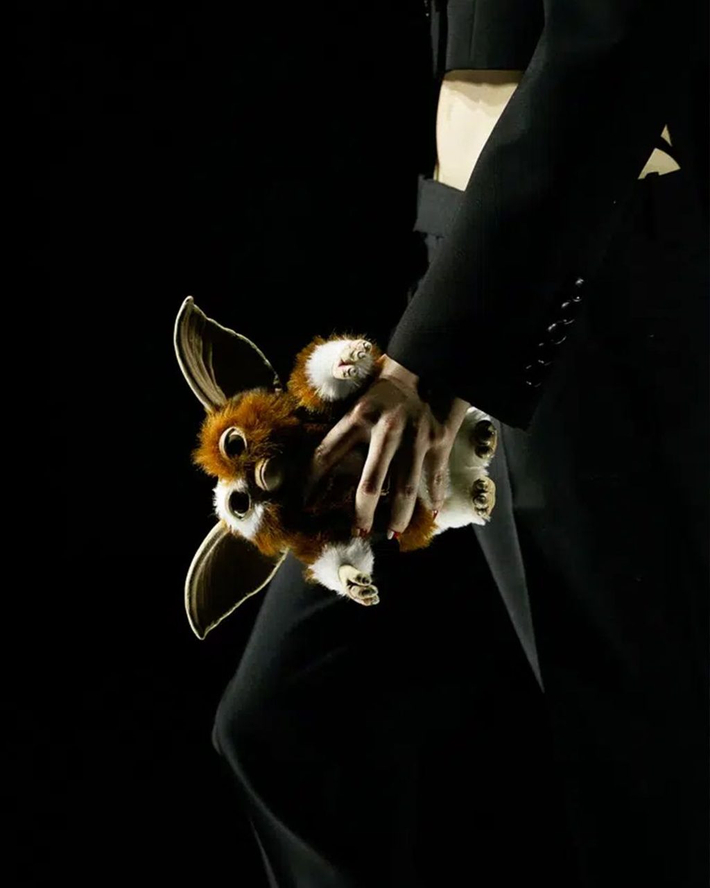PIGEONS, GREMLINS & PING PONG BATS: THE CRAZIEST ACCESSORIES OF 2022