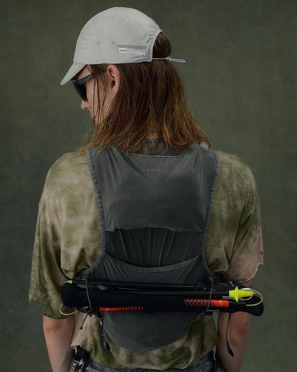 Your Monday Briefing: New Acne Studios Scarves, Hennessy Hot Wings & Satisfy(ing) vests