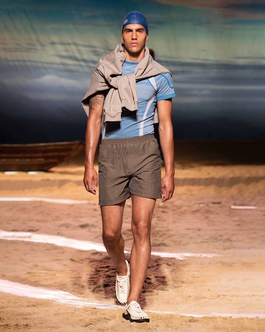 TOWEL TANNING & BREAKOUT DANCING: 4 KEY MOMENTS FROM SAUL NASH’S SS24 SHOW