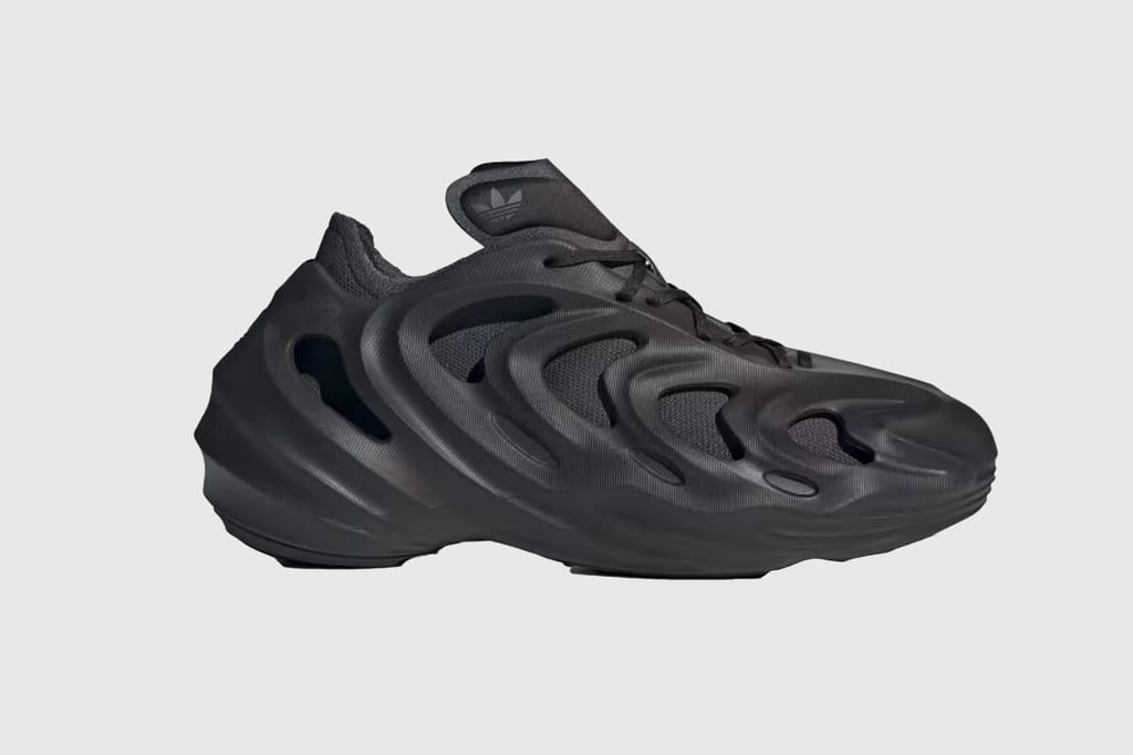 This week’s shopping guide just landed and its fit for the alien takeover