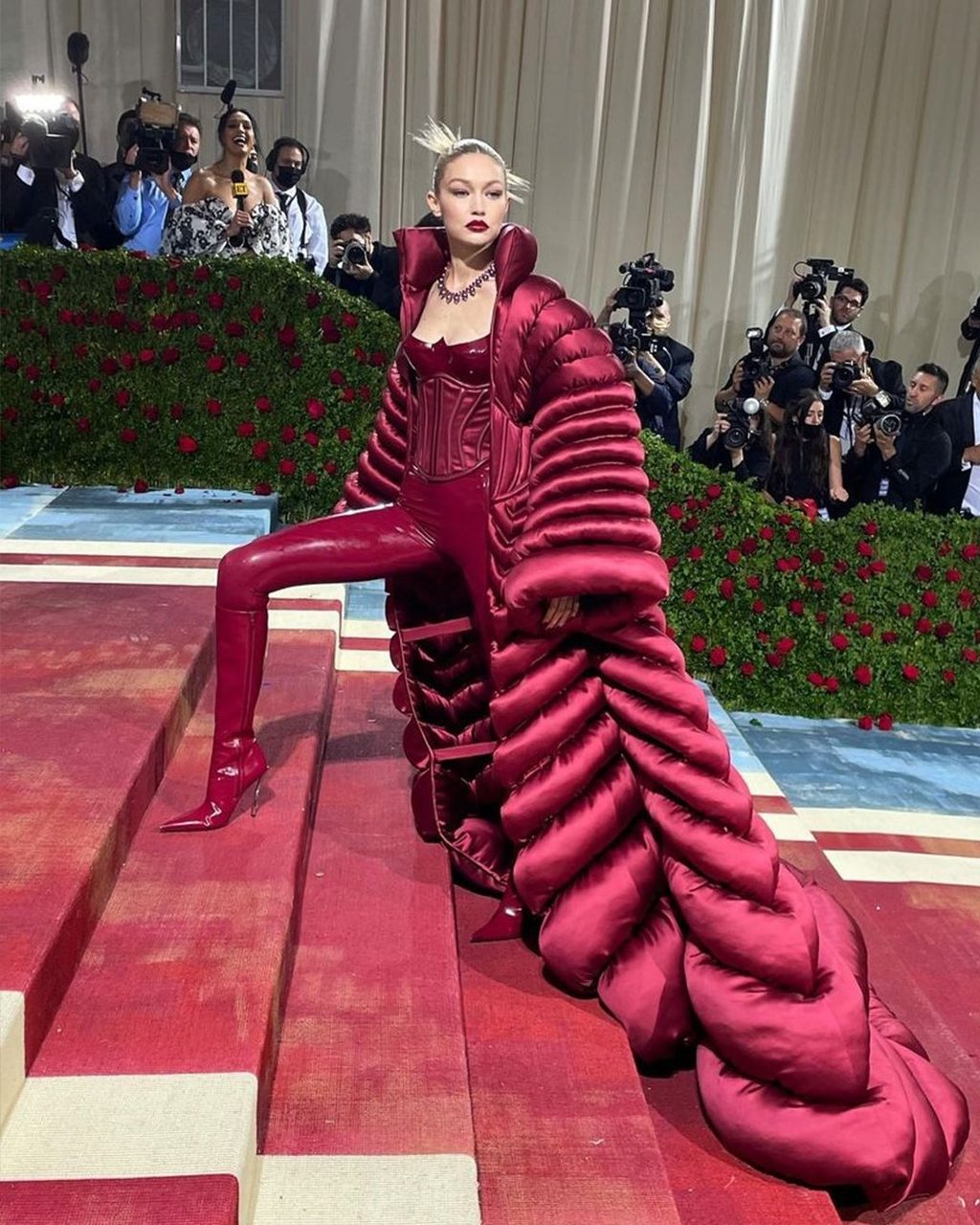 A COMPLETE GUIDE TO THE MET GALA