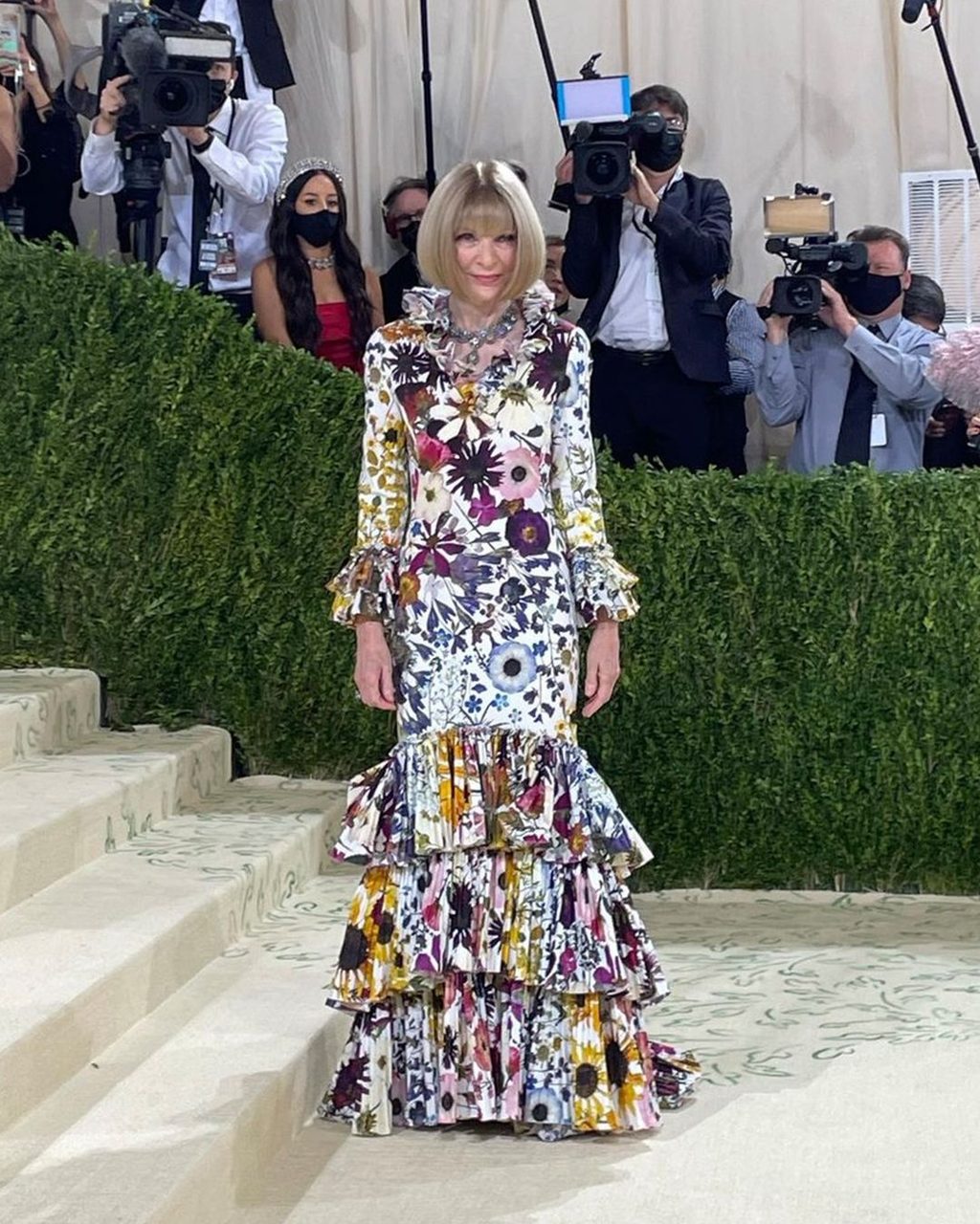 A COMPLETE GUIDE TO THE MET GALA