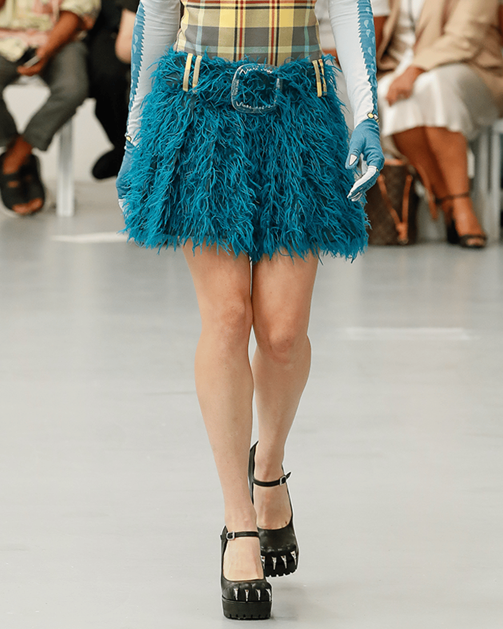 TEXTURE IS TEXTURING: ADD SOME TEXTURE TO YOUR SUMMER WARDROBE
