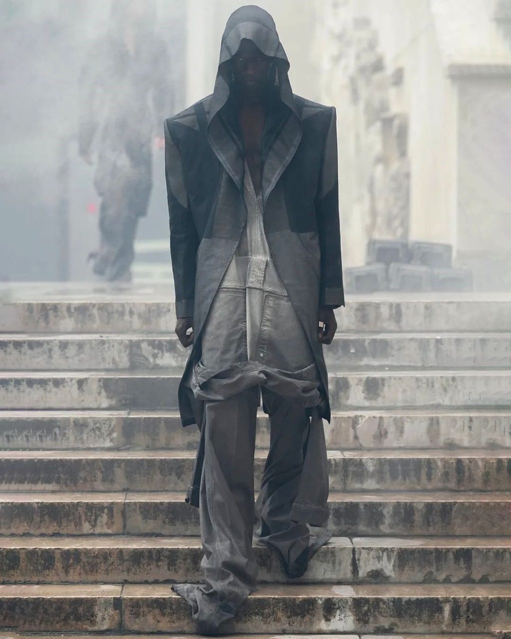 HOT TAKE: RICK OWENS’ SS24 SHOW WAS THE MOST RICK OWENS WE’VE SEEN IN A WHILE