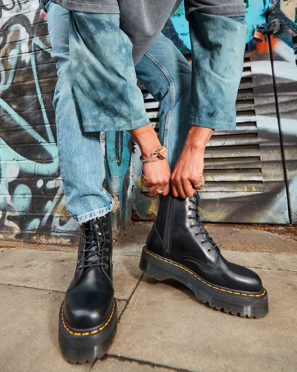 DIET COKE BY KATE MOSS & DR. MARTEN’S ALTERNATIVE MUSIC EVENT : YOUR FRIDAY ROUNDUP