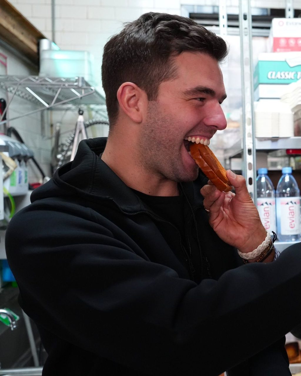 Fyre Festival said “f*ck it, round two”