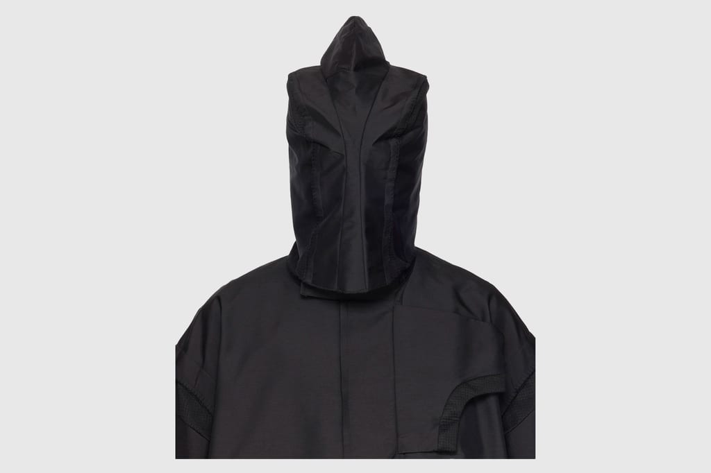 Your shopping guide to the weirdest s*** in fashion rn we know you’ll love