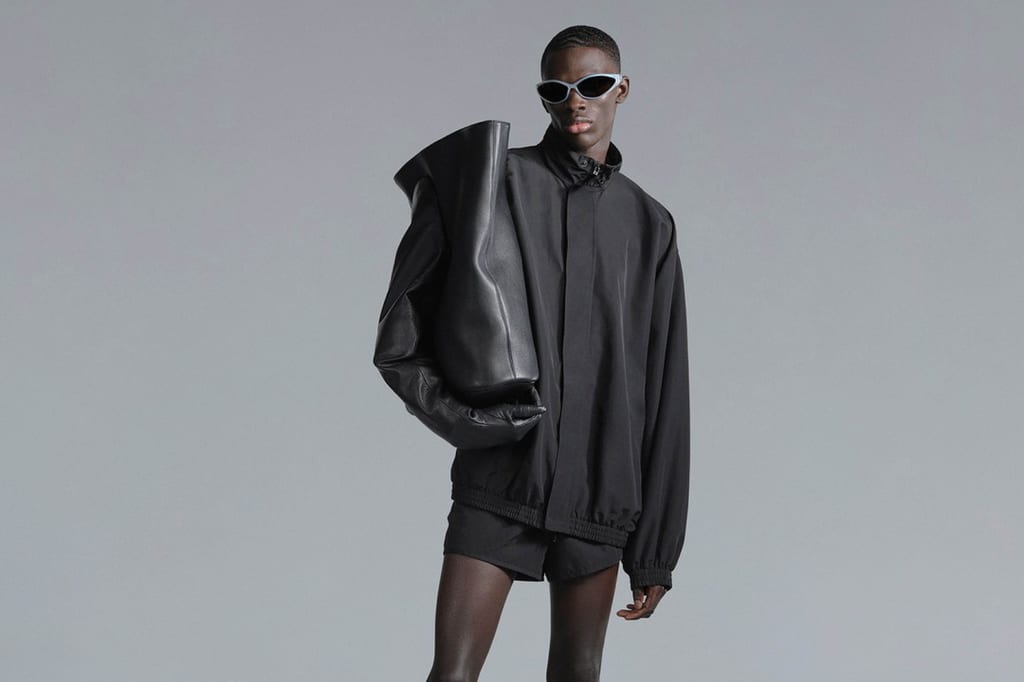 IT’S PARIS FASHION WEEK: HERE’S WHAT YOU DON’T WANT TO MISS
