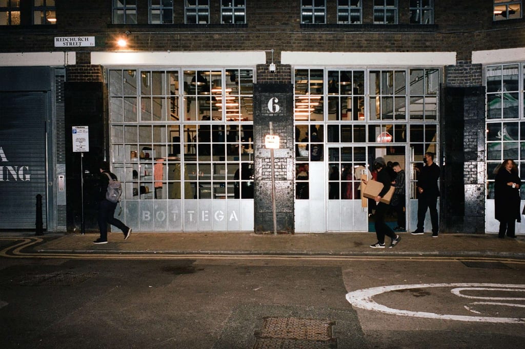 BOTTEGA VENETA AND ‘SALON 02’ EMBODY RUTHLESS REFINEMENT IN NEW SHOREDITCH POP-UP