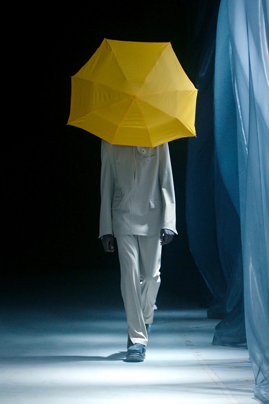 DIVE INTO THE DEPTHS OF THE SUSTAINABLE, SCUBA-INSPIRED BOTTER SS22 COLLECTION